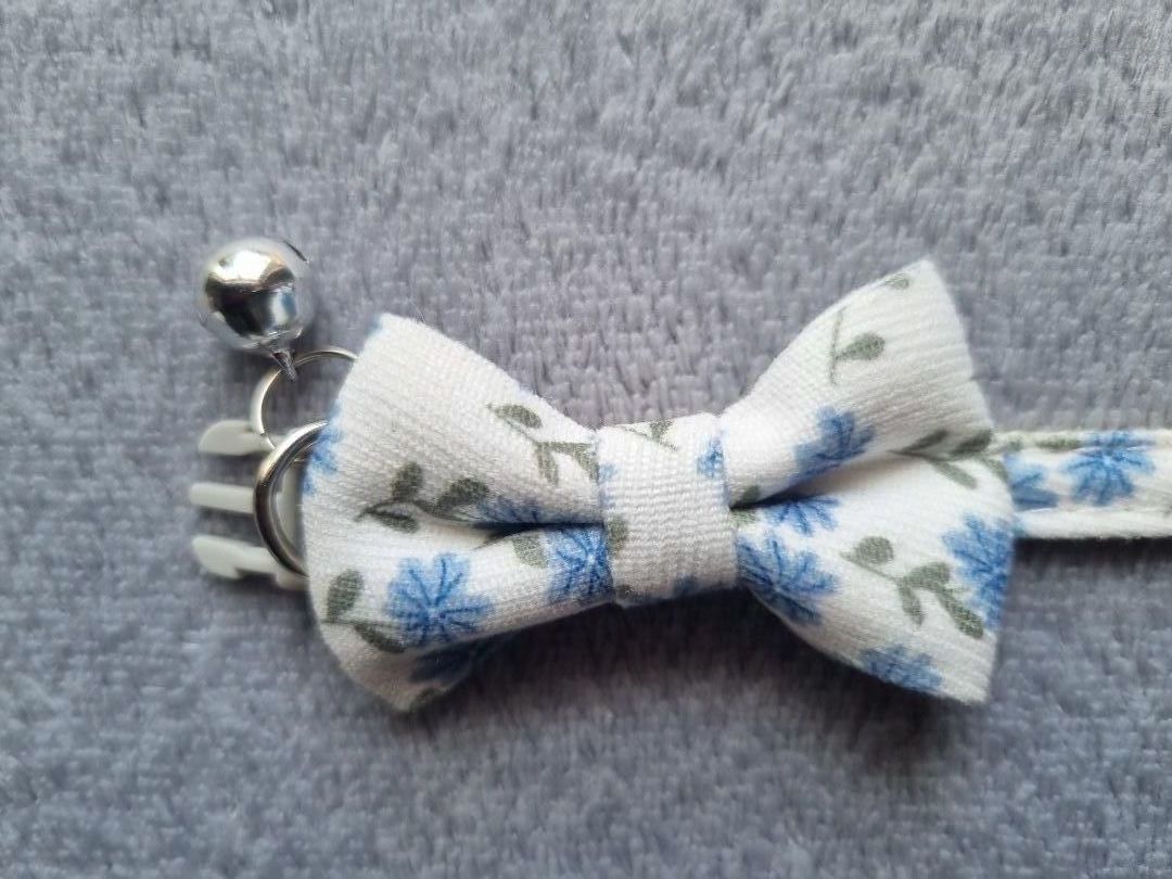 Collier pour Chat à fleurs bleues