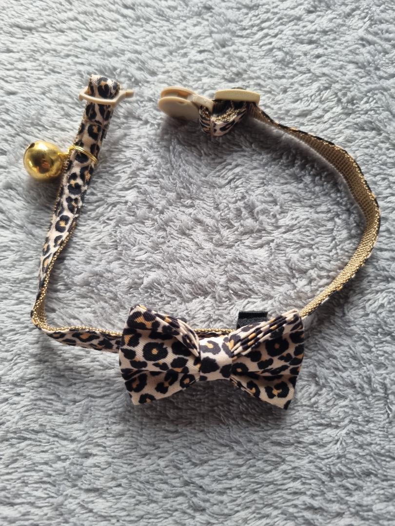 Collier imprimé léopard