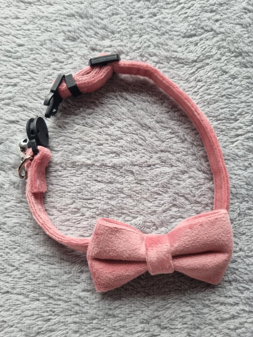 Collier en Velours rose