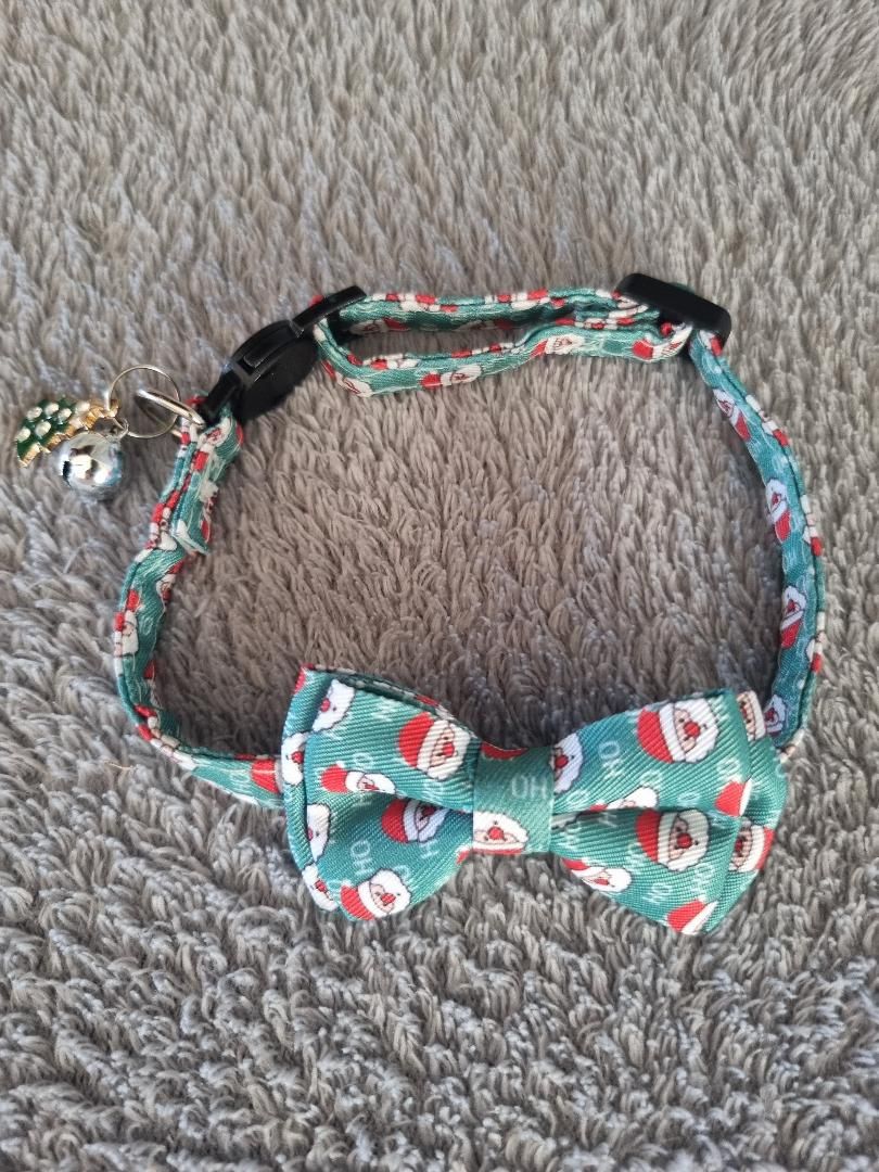Collier avec un Nœud Papillon de Noël pour Chat – Vert Motif Père Noël - Miniature 2
