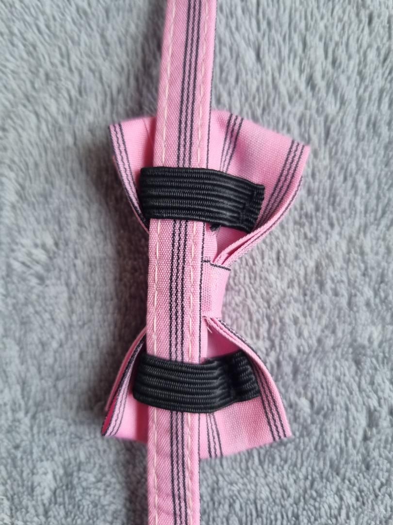 Collier avec nœud papillon pour Chat rayé Rose - Miniature 5