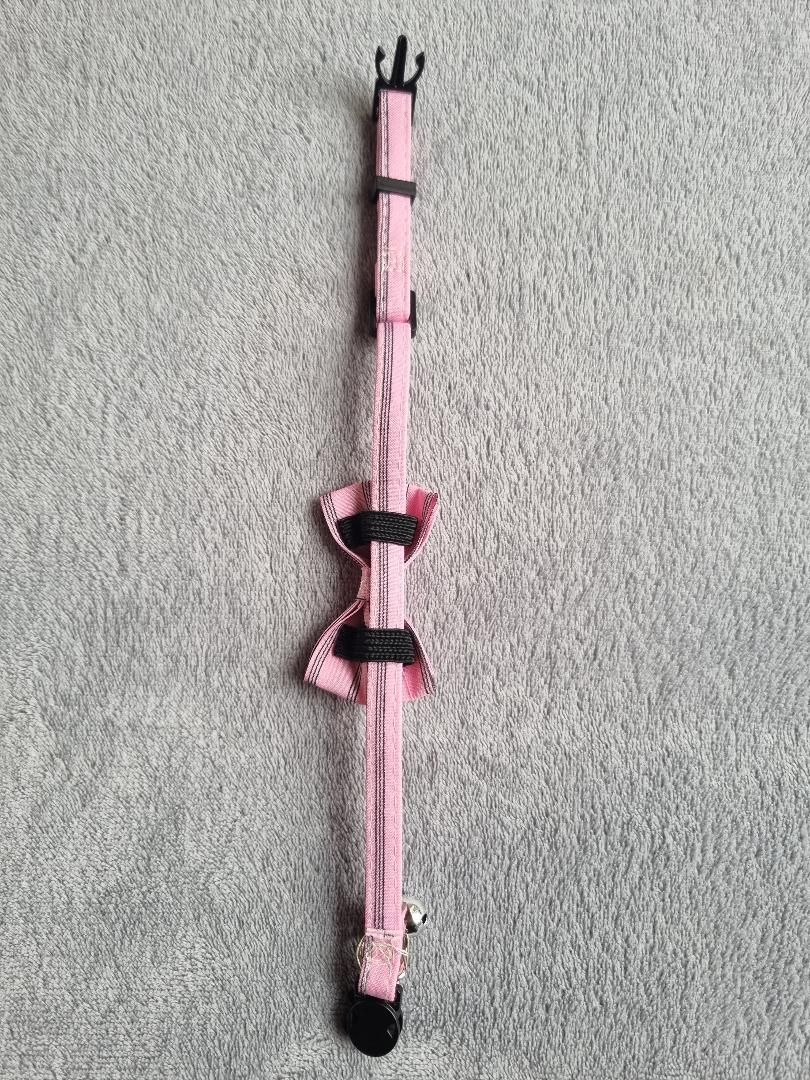 Collier avec nœud papillon pour Chat rayé Rose - Miniature 4